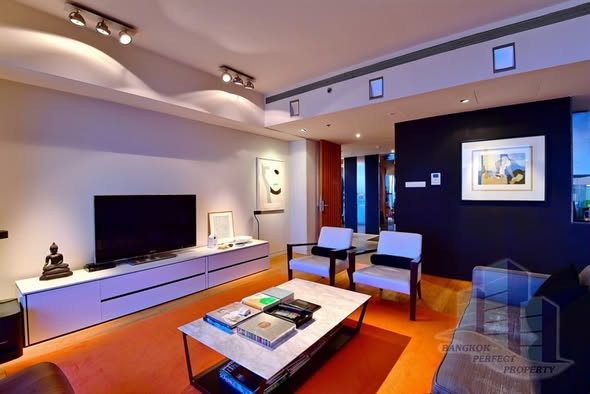 living room of The Met Condominium