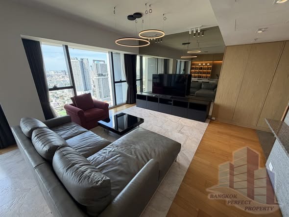 living room of The Met Condominium