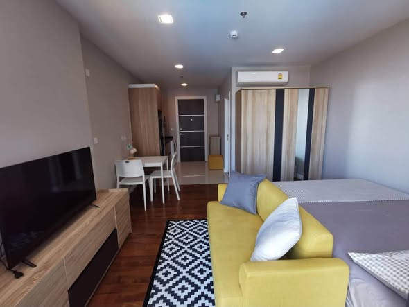 bedroom and living room and room interior of The Metropolis Samrong