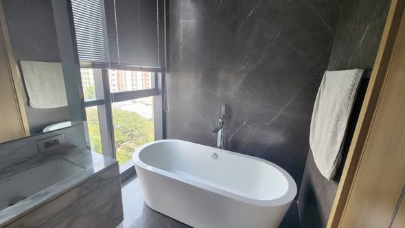 bathroom of The Monument Thong Lo