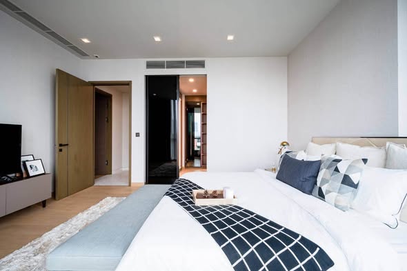 bedroom of The Monument Thong Lo