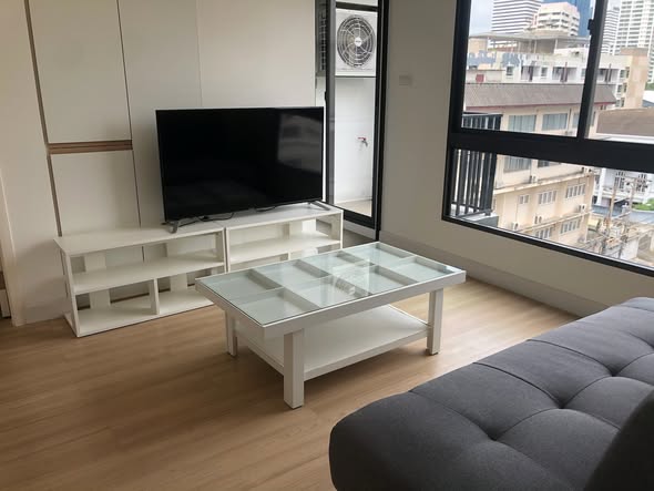 living room and room interior of The Nest Sukhumvit 22