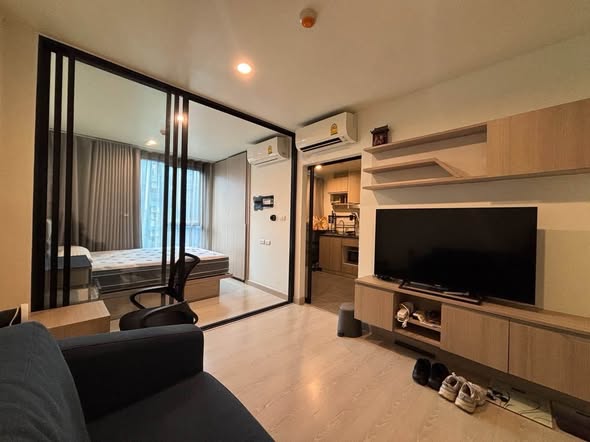 bedroom and living room and room interior of The Niche Mono Sukhumvit 50