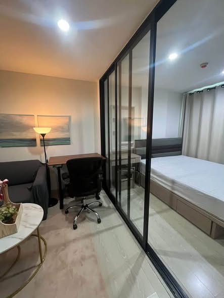 bedroom and room interior of The Niche Mono Sukhumvit 50