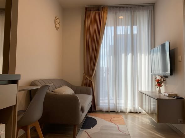 living room and bedroom of The Niche Pride Thong Lo-Phetchaburi