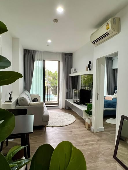 living room and bedroom of The Niche Pride Thong Lo-Phetchaburi