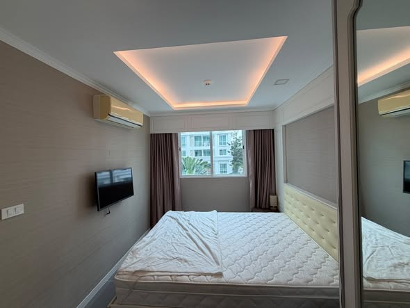 bedroom of The Orient Resort & Spa