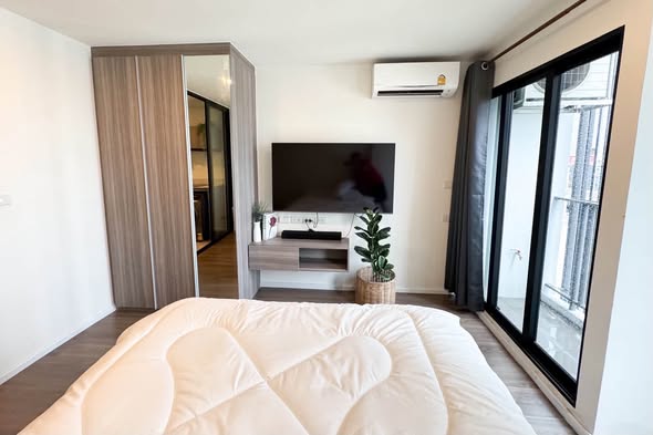 bedroom and room interior of The Origin Ramintra 83 Station