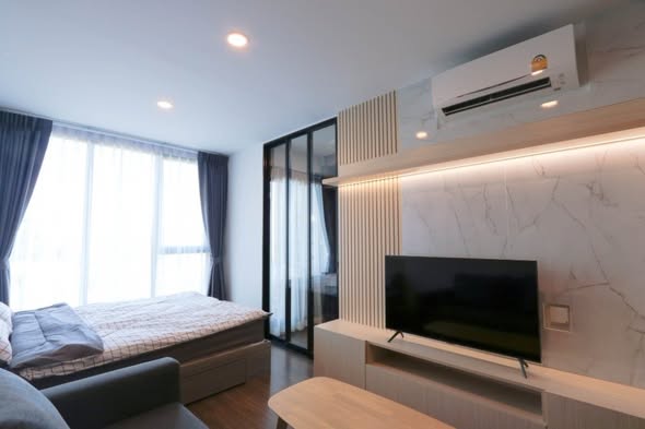 bedroom and living room and room interior of The Origin Ratchada-Lat Phrao