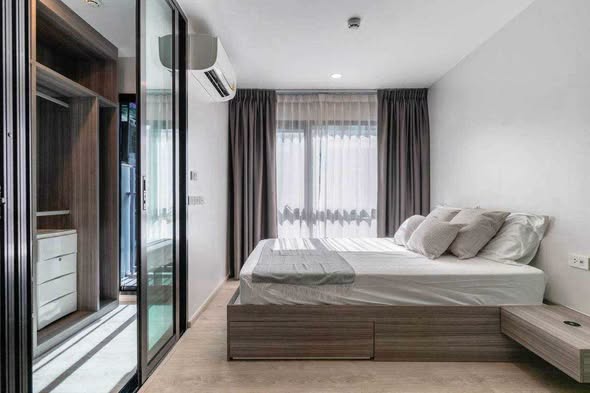 bedroom and room interior of The Origin Sukhumvit 105