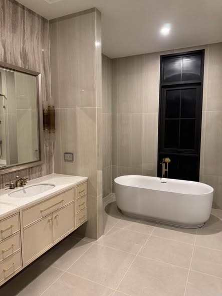 bathroom of The Palazzo กรุงเทพกรีฑา
