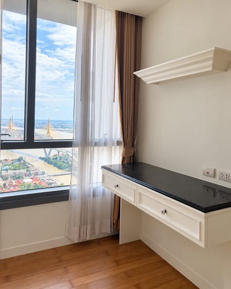 bedroom of The Pano