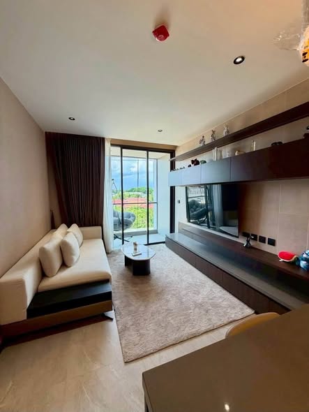 bedroom and living room of The Panora Estuaria