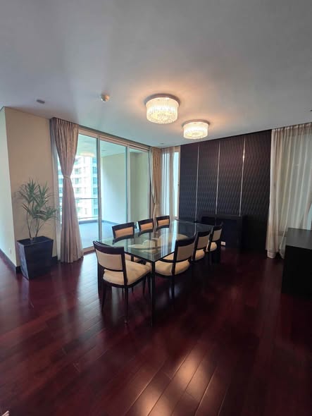 living room and room interior of The Park Chidlom