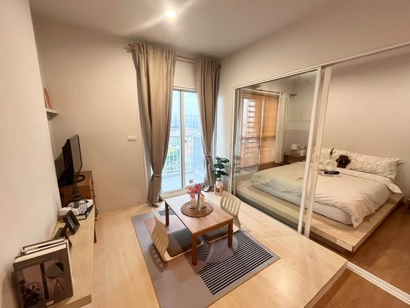 bedroom and room interior of The Parkland Ratchada-Wongsawang