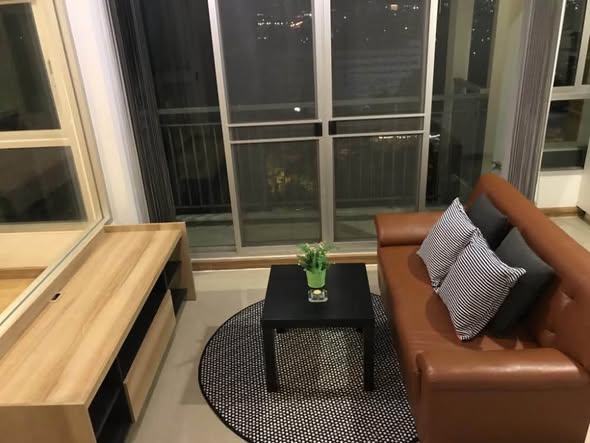 living room and room interior of The Parkland Taksin -Tha Phra