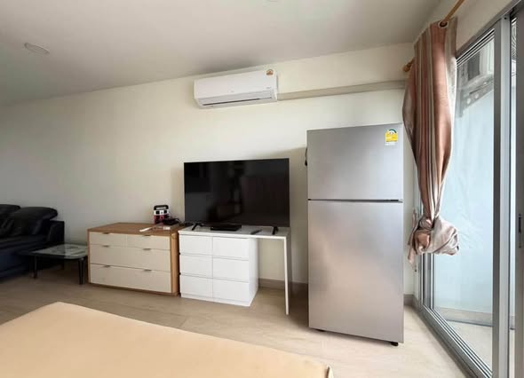 bedroom of The Platinum Condominium