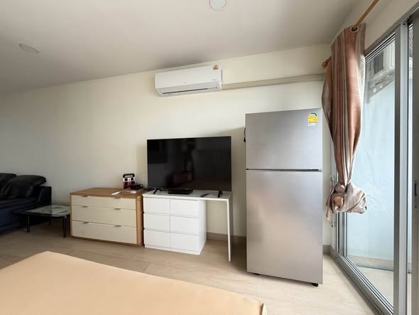 bedroom of The Platinum Condominium