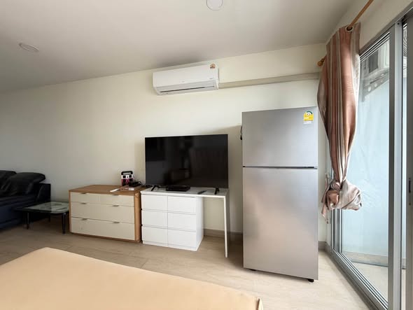 bedroom of The Platinum Condominium