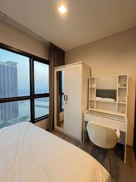 bedroom of The Politan Aqua
