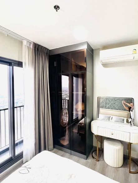 bedroom and room interior of The Politan Aqua