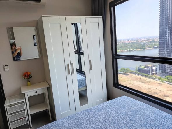 bedroom and room interior of The Politan Rive
