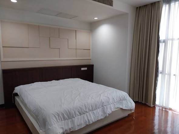 bedroom of The Prime 11 Condo