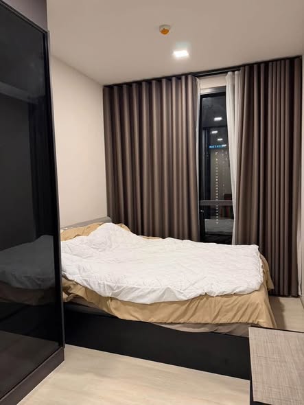 bedroom and room interior of The Privacy Jatujak