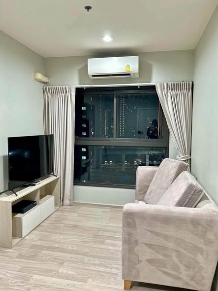 bedroom and living room of The Privacy Rama 9