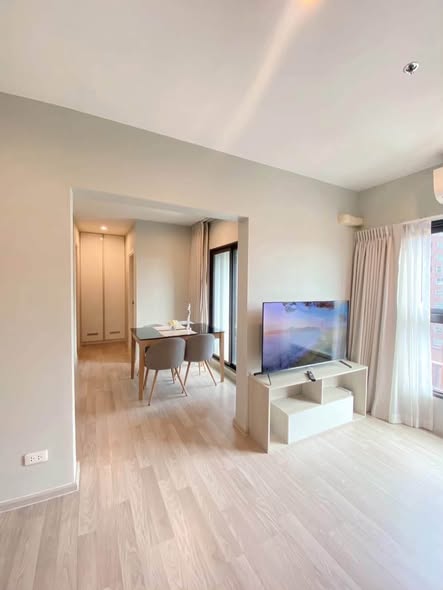 living room and bedroom of The Privacy Rama 9