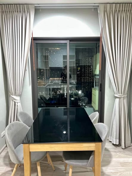 room interior of The Privacy Rama 9