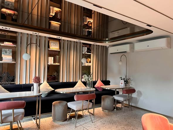 living room of The Privacy S101