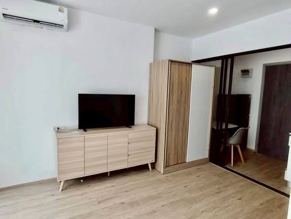 bedroom of The Rich Rama 9 – Srinagarindra