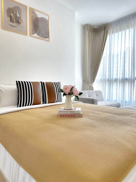 bedroom of The Rich Rama 9 – Srinagarindra
