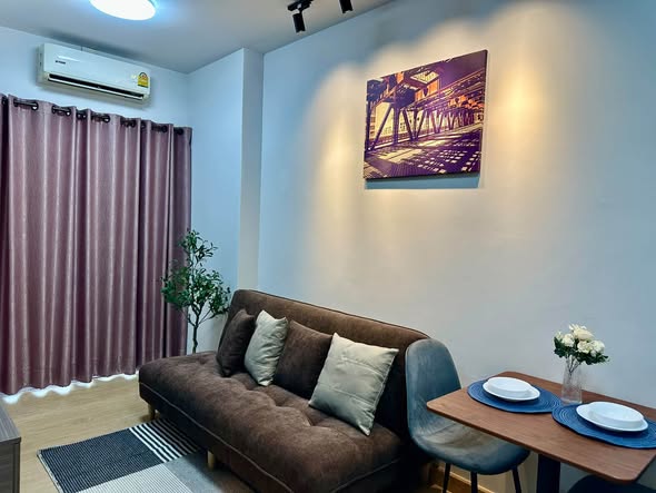 living room and bedroom of The Rich Rama 9 – Srinagarindra
