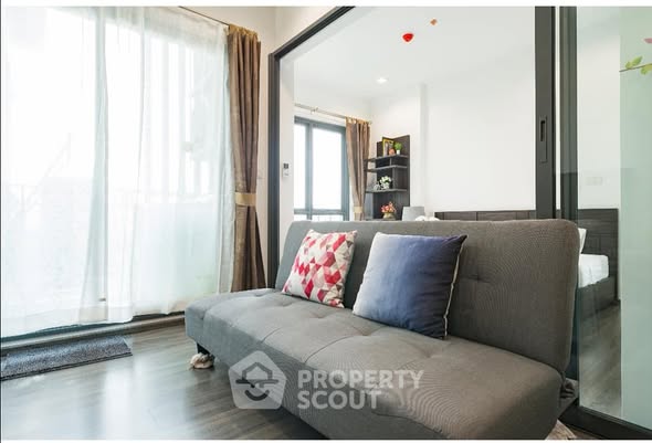 living room of The Rich Sathon-Taksin