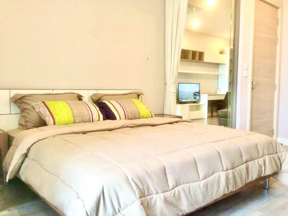 bedroom of The Room Sathon