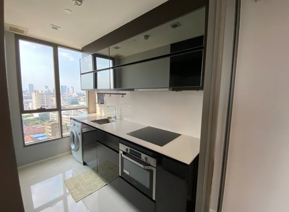 The Room Sathon @ St. Louis