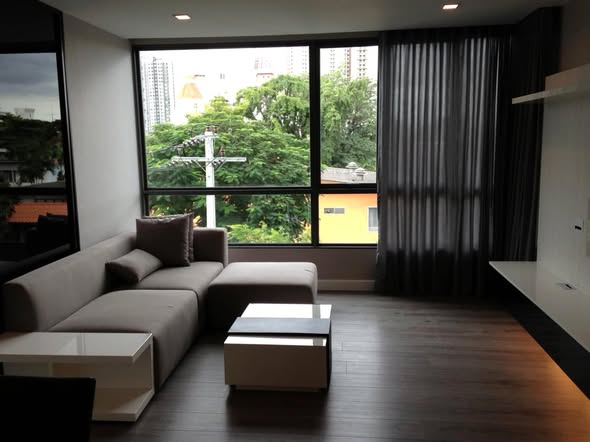 living room and room interior of THE ROOM SUKHUMVIT 40