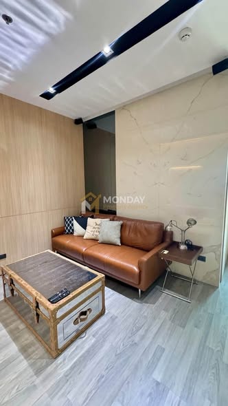 bedroom of The Room Wongwian Yai