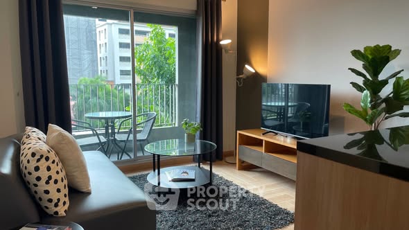 living room of the seed musee sukhumvit 26