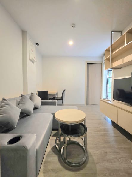 living room of The SHADE Sathon 1 (เดอะเชดด์ สาทร 1)