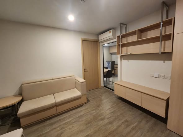 room interior of The SHADE Sathon 1 (เดอะเชดด์ สาทร 1)