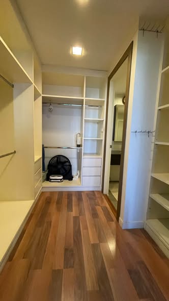 The Silk Aree 2 Condominium
