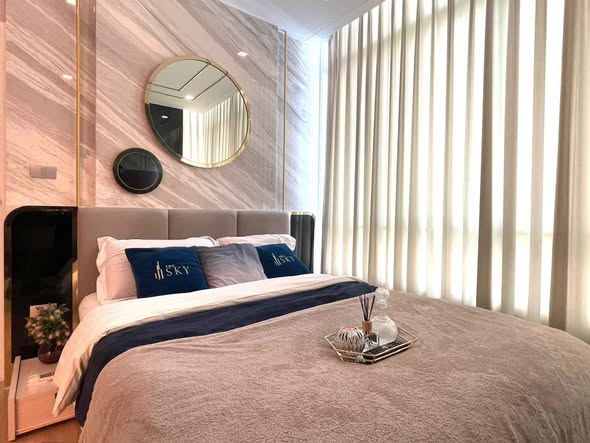 bedroom of The Sky Sukhumvit