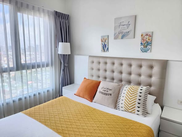 bedroom of The Stage Taopoon – Interchange