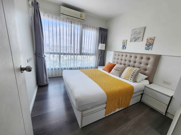 bedroom of The Stage Taopoon – Interchange