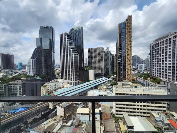 The Strand Thonglor