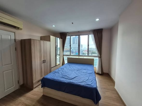 bedroom of The Tree Bang Pho Station