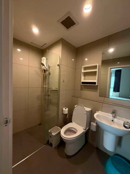 bathroom of The Tree Huamak Interchange